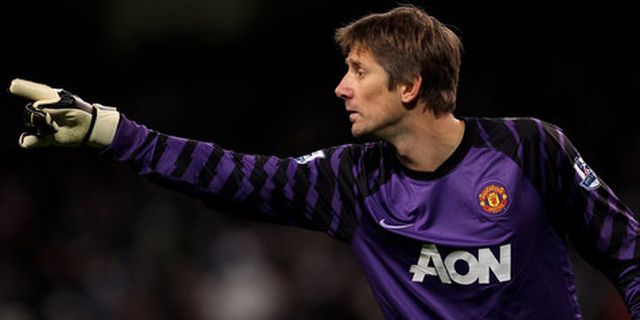 Hasil Imbang Buat Van der Sar Frustasi 