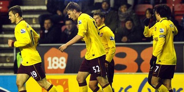 Review: Gunners Ditahan 10 Pemain Wigan