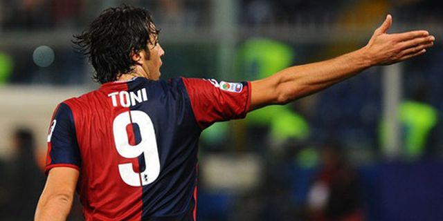 Toni Resmi ke Bianconeri
