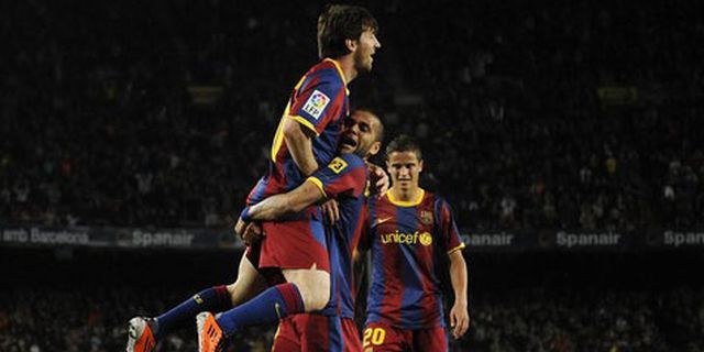 Review: David Villa dan Messi Bawa Barca Menjauh