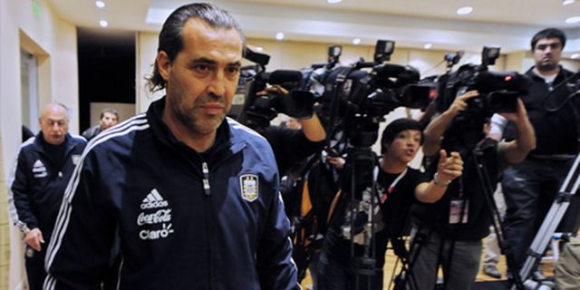 Batista Umumkan Starter Untuk Hadapi Uruguay Batista Umumkan Starter Untuk Hadapi Uruguay
