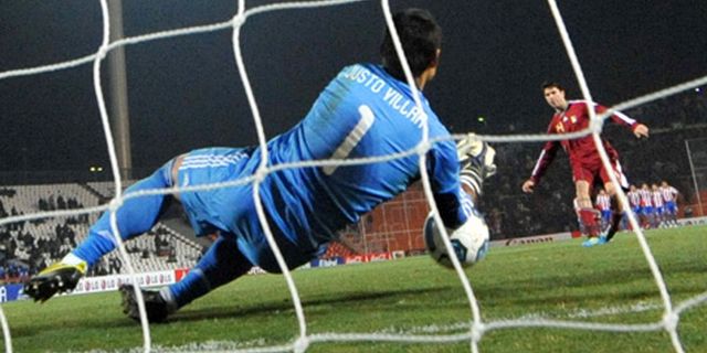Review: Menangi Adu Penalti, Paraguay ke Final