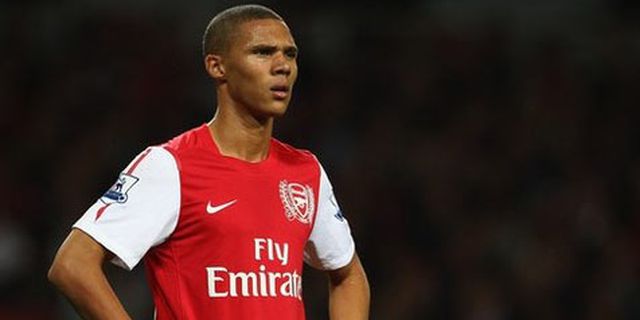 Gibbs Akui Lini Belakang Arsenal Rawan Gibbs Akui Lini Belakang Arsenal Rawan