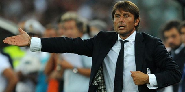 Arrigo Sacchi: Conte Salah Satu Pelatih Terbaik Arrigo Sacchi: Conte Salah Satu Pelatih Terbaik