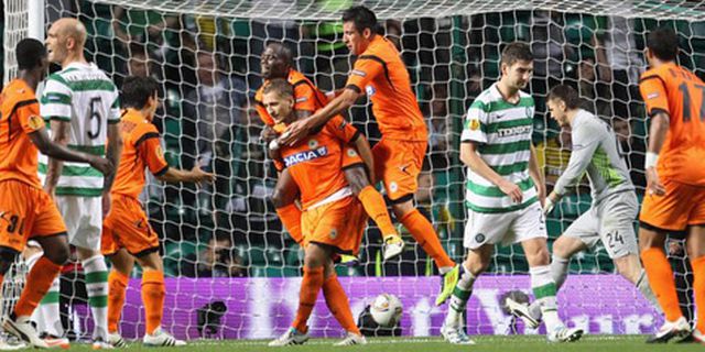 Review: Celtic dan Udinese Berbagi Satu Angka Review: Celtic dan Udinese Berbagi Satu Angka