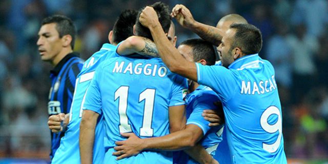 Review: Napoli Kandaskan 10 Pemain Inter