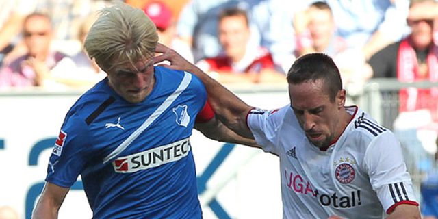 Berbuat Mesum, Sepasang Fans Munich Diusir Dari Stadion Berbuat Mesum, Sepasang Fans Munich Diusir Dari Stadion