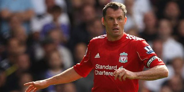 Carragher: Pakai Pelatih Asing, Inggris 'Curang'