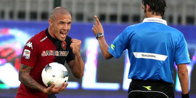 Milan Pertimbangkan Ambil Radja Nainggolan