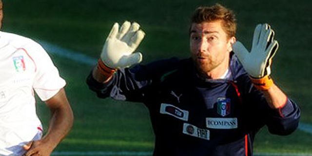 De Sanctis Bangga Kembali ke Timnas Italia