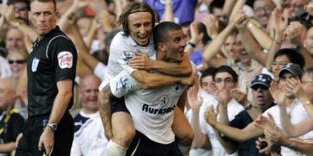 Parker Puji Wingback Muda Spurs, Kyle Walker Parker Puji Wingback Muda Spurs, Kyle Walker