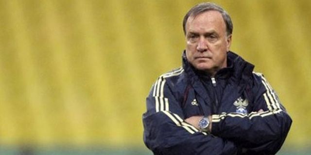 Advocaat Optimis Peluang Rusia di Piala Eropa Advocaat Optimis Peluang Rusia di Piala Eropa