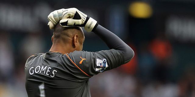 Redknapp Ingin Pertahankan Gomes Redknapp Ingin Pertahankan Gomes