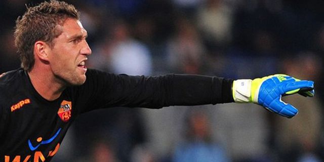 Stekelenburg: Saya Perlu Belajar Bahasa Italia