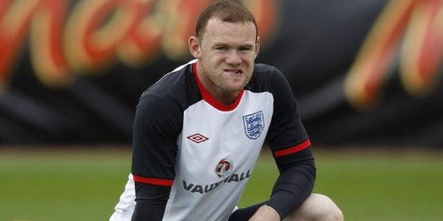 UEFA Tunda Penjelasan Hukuman Rooney UEFA Tunda Penjelasan Hukuman Rooney
