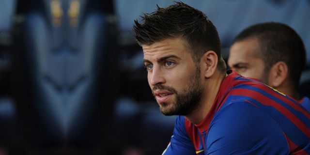 Pique: Kami Harus Rebut 3 Poin Penting di Praha Pique: Kami Harus Rebut 3 Poin Penting di Praha