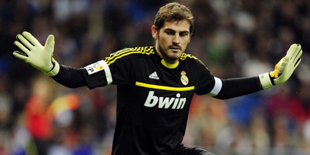 Ozil: Ballon d'Or Layaknya Untuk Casillas Ozil: Ballon d'Or Layaknya Untuk Casillas