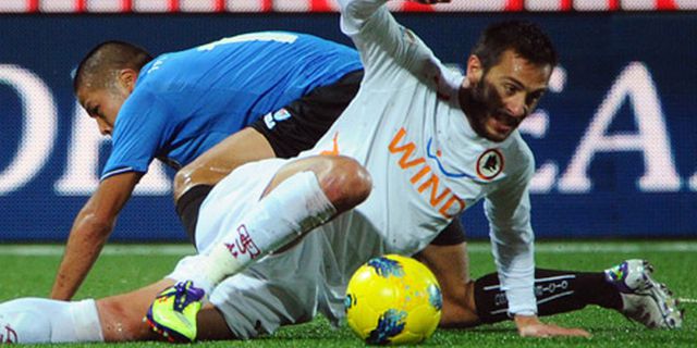 Luis Enrique Ingin Roma Tampil Konsisten Luis Enrique Ingin Roma Tampil Konsisten