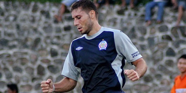 Arema Hadapi Persipura di Laga Perdana IPL Arema Hadapi Persipura di Laga Perdana IPL