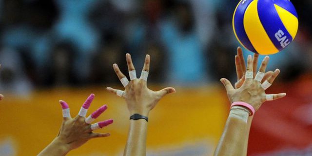 Voli: Perunggu Bagi Putri Indonesia