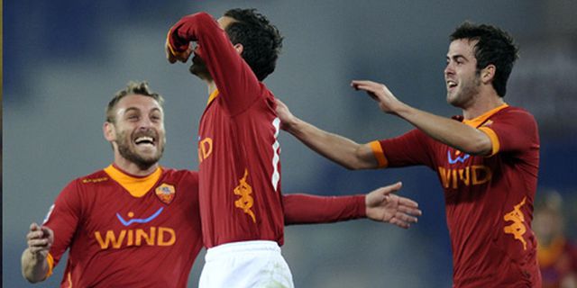 Review: Roma Amankan Rekor Tak Terkalahkan Review: Roma Amankan Rekor Tak Terkalahkan