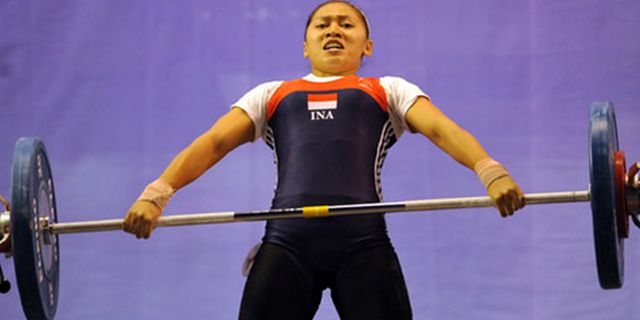 Angkat Besi: Lifter Putri Tambah Emas Indonesia Angkat Besi: Lifter Putri Tambah Emas Indonesia
