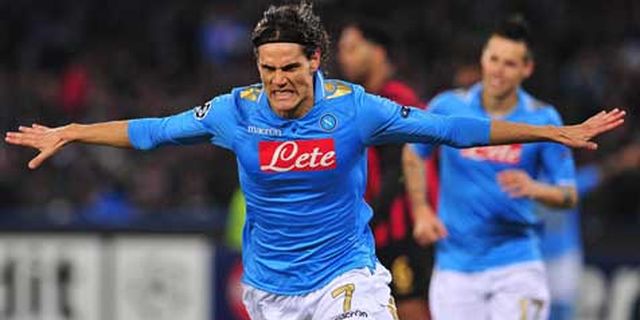 Cavani: Saya Bahagia Bersama Napoli Cavani: Saya Bahagia Bersama Napoli
