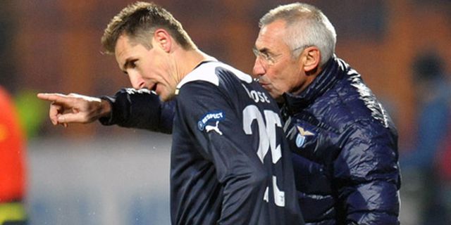Lazio Berat, Stoke Lolos Lazio Berat, Stoke Lolos