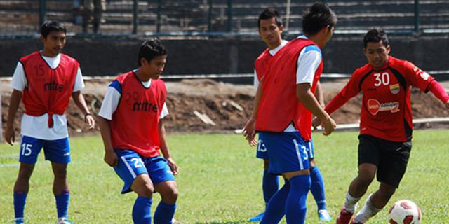 Persib Waspadai Motivasi Tim Promosi Persib Waspadai Motivasi Tim Promosi