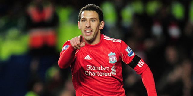 Carragher Puji Ketajaman Maxi Rodriguez