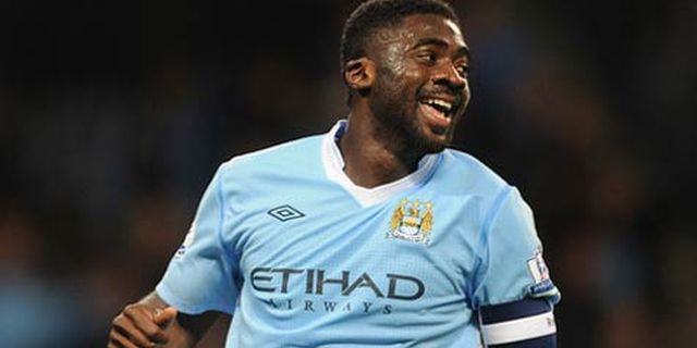 Kolo Toure Pertimbangkan Hijrah ke PSG Kolo Toure Pertimbangkan Hijrah ke PSG
