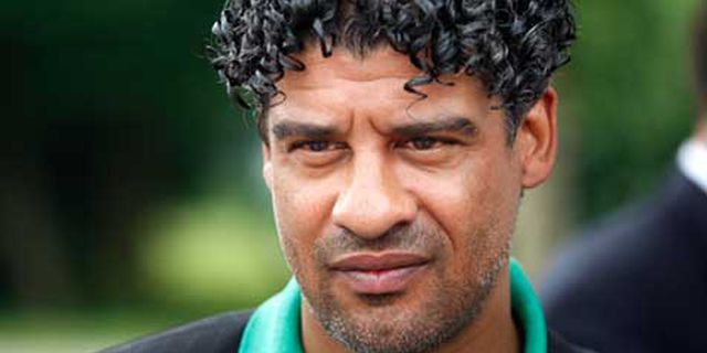 PSG Incar Rijkaard