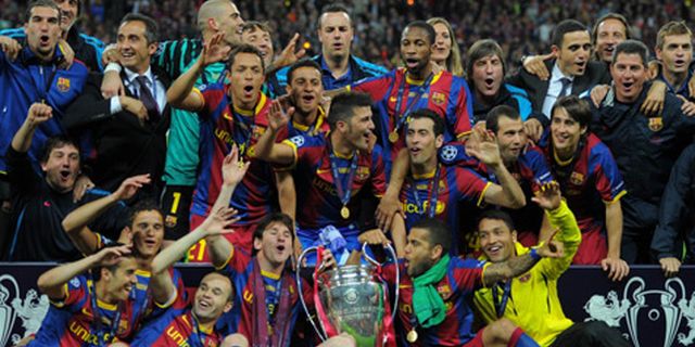 Barca Sapu Bersih Penghargaan World Soccer 2011 Barca Sapu Bersih Penghargaan World Soccer 2011
