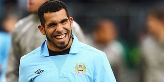 PSG Takkan Bajak Tevez Dari Perburuan Milan