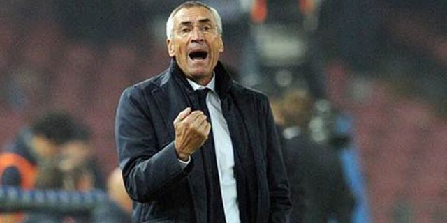 Reja: Pemain Lazio 'Tak Ada di Lapangan' Reja: Pemain Lazio 'Tak Ada di Lapangan'