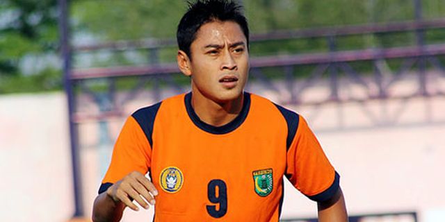 Samsul Arif Akui Hanya Ingin Bawa Persibo Menang Samsul Arif Akui Hanya Ingin Bawa Persibo Menang
