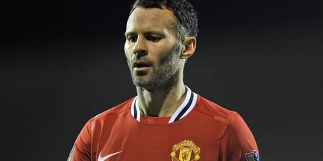 Ferguson: Bermainlah Setahun Lagi, Giggsy! Ferguson: Bermainlah Setahun Lagi, Giggsy!