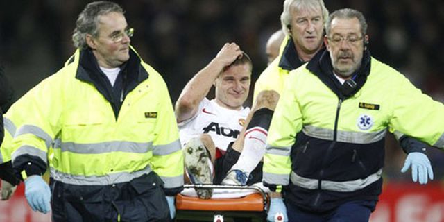 Agen Bantah Vidic Terancam Pensiun Dini Agen Bantah Vidic Terancam Pensiun Dini