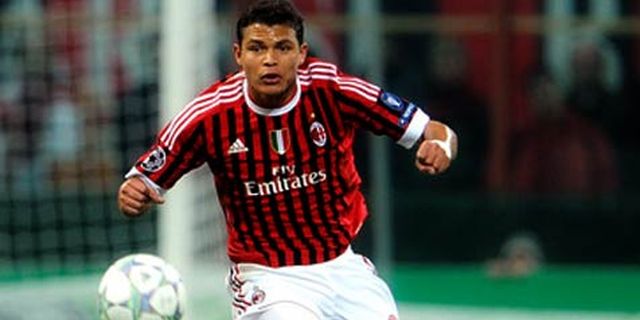 Thiago Silva, Pemain Brasil Terbaik di Eropa 2011 Thiago Silva, Pemain Brasil Terbaik di Eropa 2011