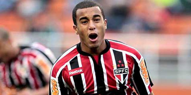 Chelsea Incar Bintang Sao Paulo Chelsea Incar Bintang Sao Paulo