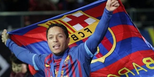 Adriano: Rival Terbesar Kami Adalah Madrid Adriano: Rival Terbesar Kami Adalah Madrid