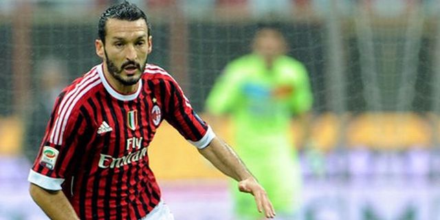 Zambrotta: Tevez Takkan Menyebabkan Masalah di Milan