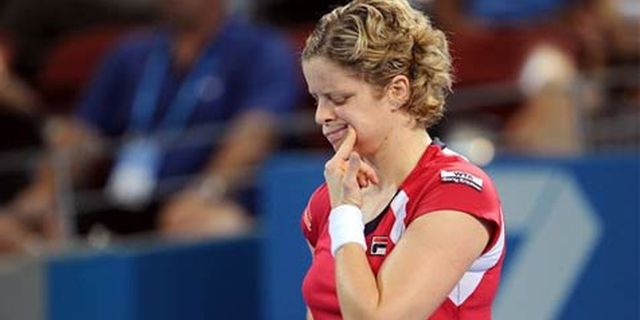 Cedera, Clijsters Mundur Dari Australia Terbuka Cedera, Clijsters Mundur Dari Australia Terbuka