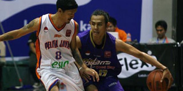 CLS Knights Kalahkan Pelita Jaya 69-48 CLS Knights Kalahkan Pelita Jaya 69-48
