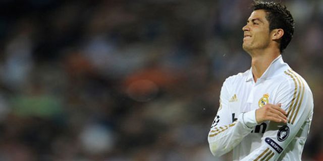 Casillas: Siapa Bilang Ronaldo Tak Didukung Fans? Casillas: Siapa Bilang Ronaldo Tak Didukung Fans?