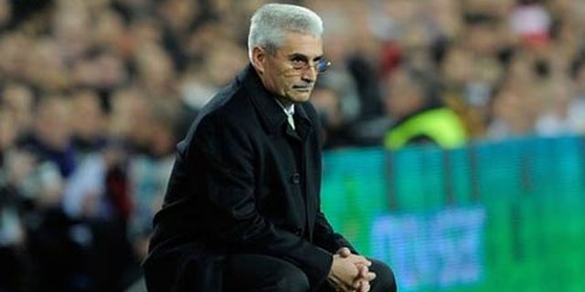 Terpuruk, Granada Pecat Pelatih Fabri Gonzalez Terpuruk, Granada Pecat Pelatih Fabri Gonzalez