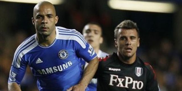 Gagal Dapatkan Tevez, PSG Incar Alex Gagal Dapatkan Tevez, PSG Incar Alex