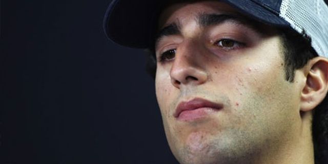 F1: Ricciardo Kunjungi Markas Toro Rosso F1: Ricciardo Kunjungi Markas Toro Rosso