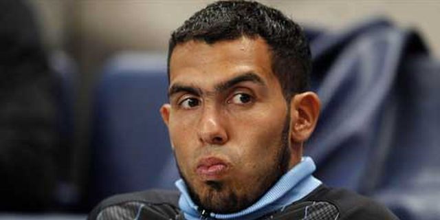 Demi Tunggu PSG, Tevez Rela Nganggur Hingga Akhir Musim