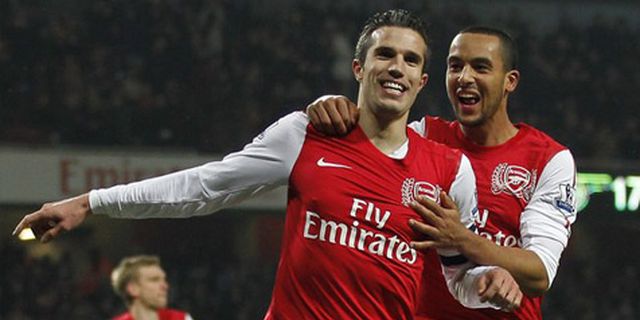 Van Persie Bebas Dari Ancaman Skorsing Van Persie Bebas Dari Ancaman Skorsing